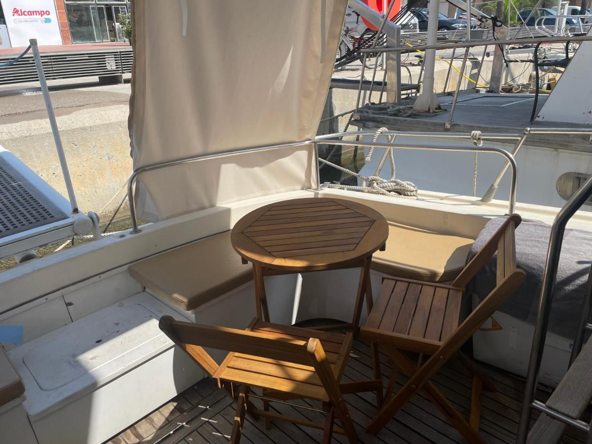 Barco El Marques Hotel Sant Adria de Besos Luaran gambar