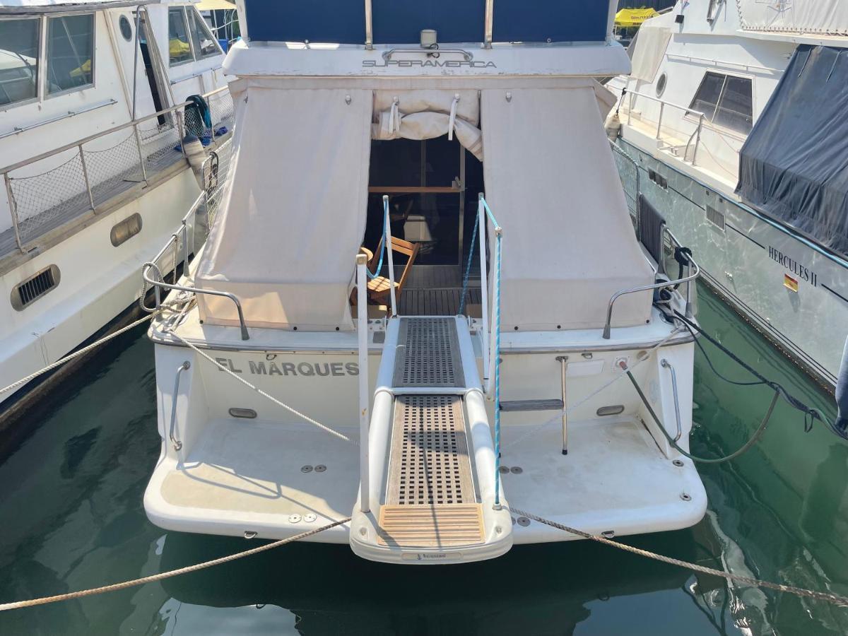 Barco El Marques Hotel Sant Adria de Besos Luaran gambar